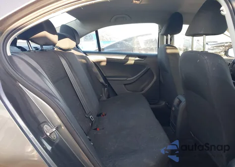 2015 Volkswagen Jetta 1.8T Se from USA, damaged, VIN 3VWD17AJ3FM323721